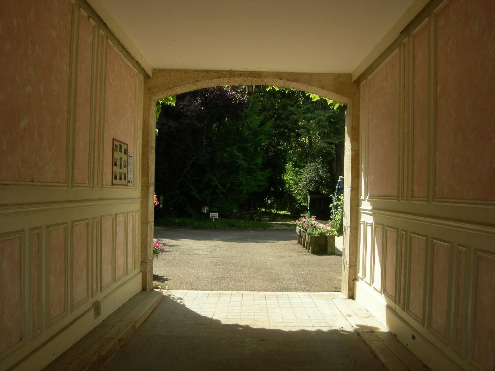 Cit'Hotel Avallon Vauban Exteriér fotografie